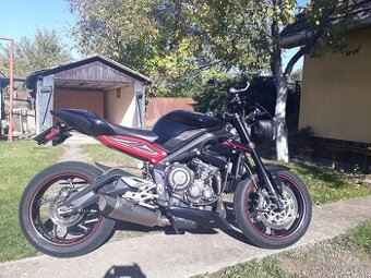 Triumph street triple