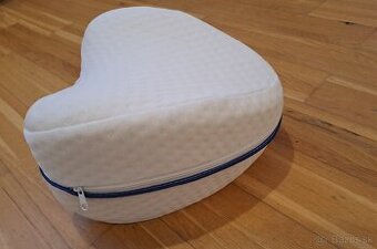 nový vankúš medzi kolená