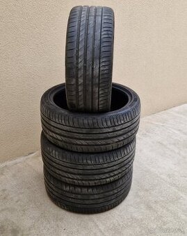 245/35 R19 Letné