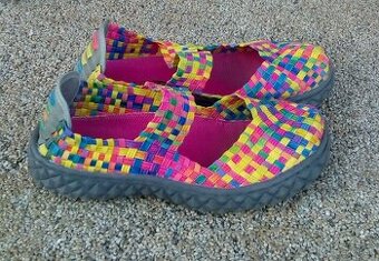 Dámska letná obuv / sandálky / VAGABOND ROCK Spring - EU 39