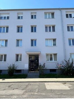 Prenájom 2-izbový byt - 1