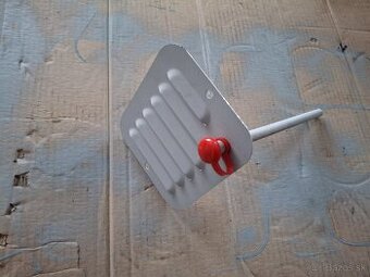 Zetor 2011 3011 4011 krytka, kryt