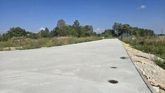 STAVEBNÝ POZEMOK 514 M² BOROVCE VIDEO /ELEKTRINA, VODA, KA