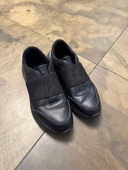 Predam Calvin Klein Tenisky 41 Velkost