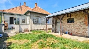 Na predaj: 3-izbový rodinný dom s veľkým pozemkom –...