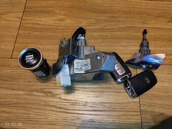 sada spinacky s klucom hyundai kia 81900a5001 150€
