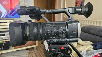Sony HDR-AX2000 AVCHD Camcorder PAL