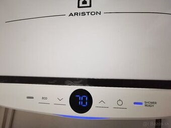 Ariston Velis Pro 50