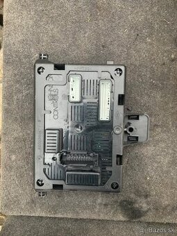 RJ BCM Renault Clio III 8200652281-B 28118774