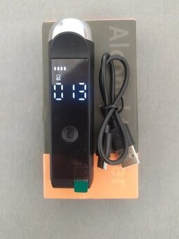 Alkohol tester s LCD displejom