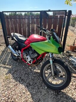 Yamaha XJ 600 s