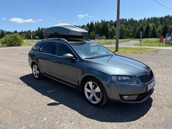 Škoda Octavia Combi 1.6 TDI 110k Style Business DSG