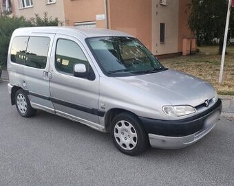 Peugeot partner 2.0HDI 66KW 5miestni