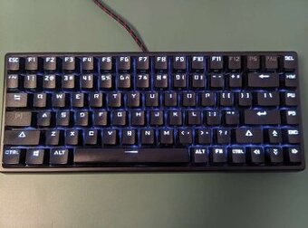 Mechanická klávesnica Drevo Hráme 84