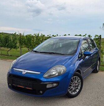 Fiat Punto 1.2 51KW/69 koní R.V.11/2011