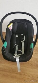 Cybex ATON B2 isize