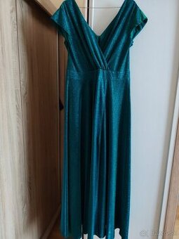 Predám spoločenské šaty