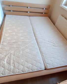 Posteľ a matrace