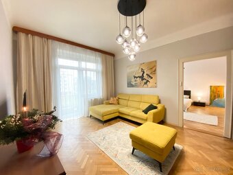 NA PRENÁJOM ELEGANTNÝ 3-IZBOVÝ BYT S BALKÓNOM, SEVER