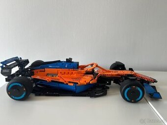 LEGO Technic 42141 Formula McLaren Formula 1 - 1