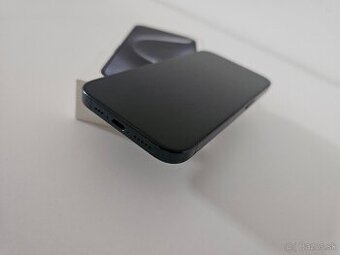 Apple iPhone 15 Pro - 1