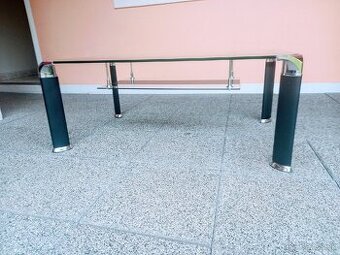 Stolík konferenčný - 1