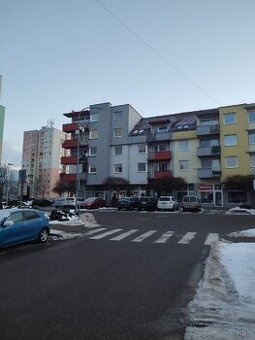 1-izbovy byt na prenajom v centre Púchova. Voľné do zmazania