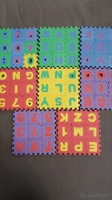 Penové puzzle 16,5 x 16,5 cm 8 ks - 1