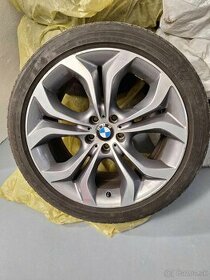 Originálne disky s pneu BMW R20