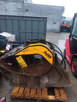 Drviaca lyžica MB Crusher BF60