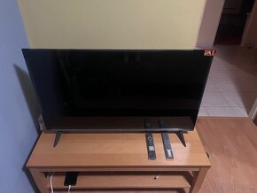 TCL TV - 1