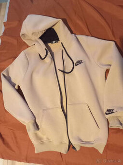 mikina Nike