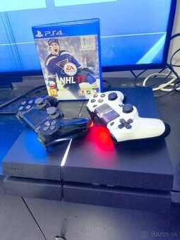 Sony PlayStation 4 + 2 ovládače