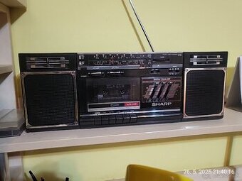 Sharp stereo radiomagnetofon