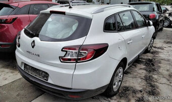 predám PIATE DVERE Renault Megane Grandtour 1.6 2010 K4MR8 M