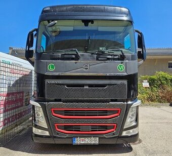 ZNÍŽENÁ CENA - ťahač Volvo FH 500 lowdeck MEGA