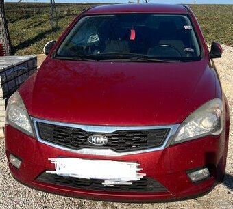 Kia Cee’d 1.6 CRDI 85kw Rozpredam na náhradné diely