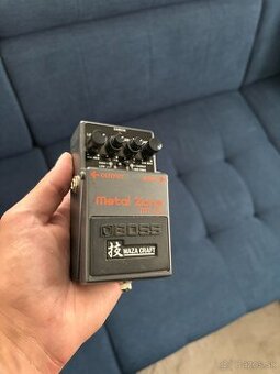 Boss MT-2W Gitarový efekt
