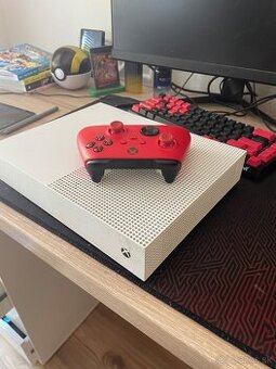 Xbox One S + Ovladac