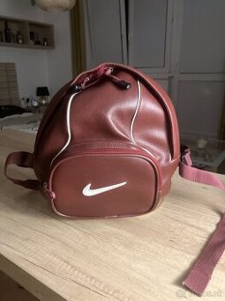 NIKE 90s Retro Ruksak