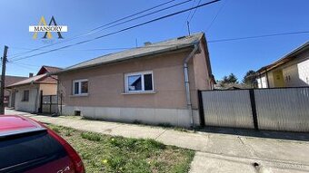 Na predaj rodinný dom na pozemku 592 m2 za 86 000 eur.