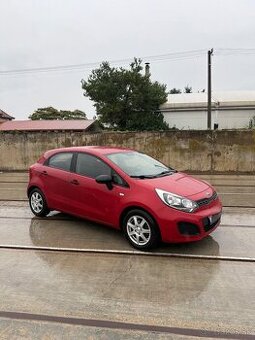 Predám KIA Rio 1.25 benzín