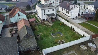 Priestranný rodinný dom 220m² s pozemkom 757m²