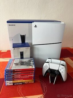 Predám PS5 Slim 1 TB s mechanikou a dvomi ovládačmi