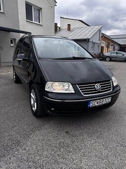 Volkswagen Sharan 1.9tdi 96kw 7 miestny , ťažné , highline