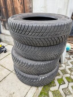215/70/R16