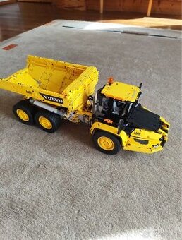 Lego 42114 - Volvo 6x6 (krabica + návod)
