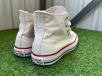 Converse biele plátenky č.39