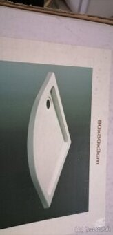 Predam sprchovú vaničku.