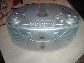 Rádio ELTA, CCCP rádio ABAVA, Grundig RR-3500 CD.